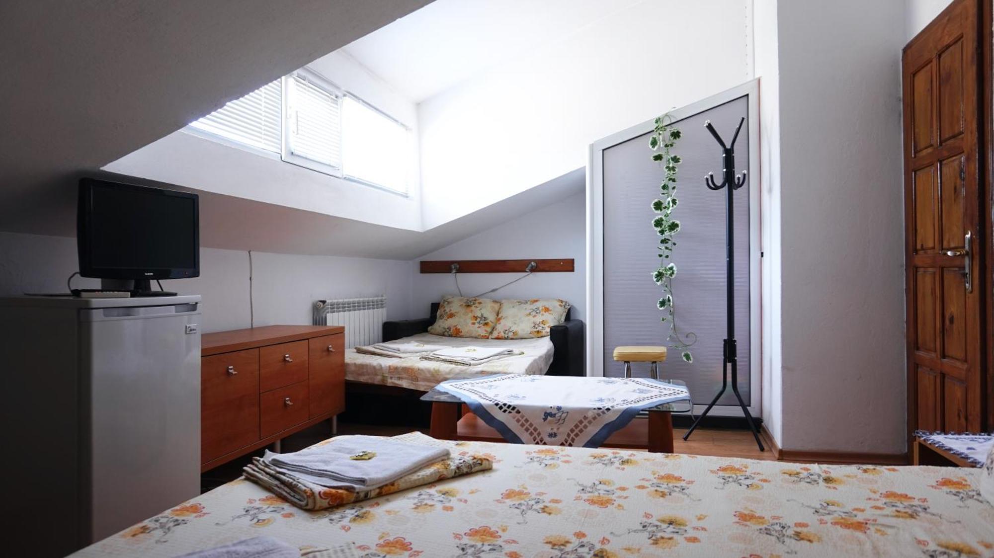 Pamir Guest House Shipkovo  Ngoại thất bức ảnh