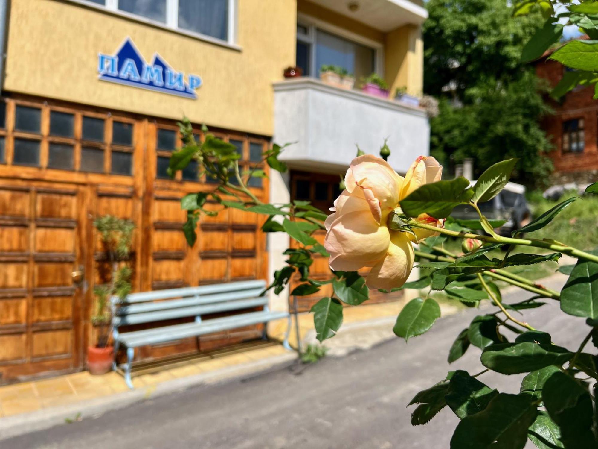 Pamir Guest House Shipkovo  Ngoại thất bức ảnh