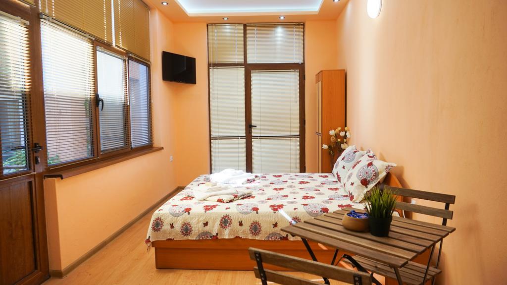 Pamir Guest House Shipkovo  Ngoại thất bức ảnh