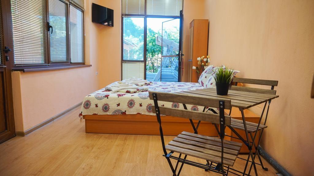 Pamir Guest House Shipkovo  Ngoại thất bức ảnh