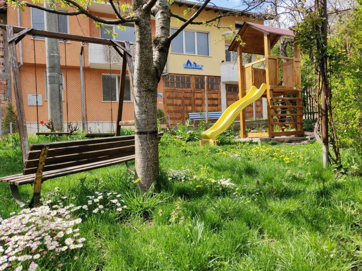Pamir Guest House Shipkovo  Ngoại thất bức ảnh